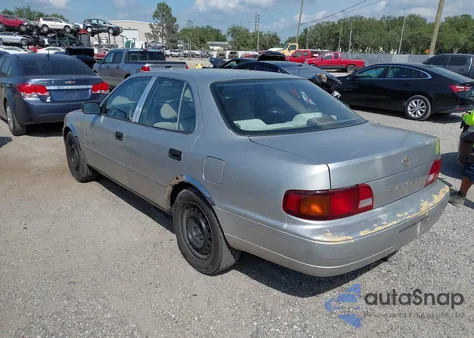 1996 Toyota Camry Dx/Le/Xle from USA, damaged, VIN 4T1BG12K4TU783776